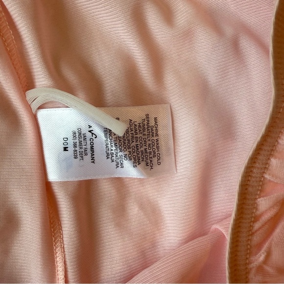 Vanity Fair beautiful Women's Pink Sleepwear Set Size Medium.  EUC - Picture 5 of 12